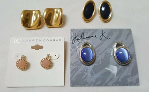 4 pares de pendientes perforados de colección 1 tono plateado y 3 dorado 2 tarjetas originales usados en muy buena condición - Imagen 1 de 8