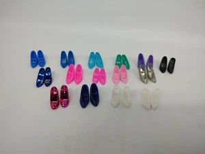 15 PAIRS Barbie Heels Shoes Vintage - Modern - Picture 1 of 7