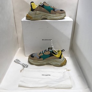 balenciaga triple s green white