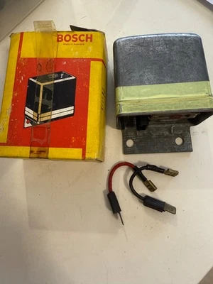 NOS Bosch 12V Alternator Voltage Regulator 0190601006 VW T2 1972-1979 914 BMW - Image 1 of 4