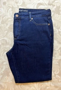 NWT Lands End Womens Mid Rise Straight Leg Deepest Indigo Denim Jeans 14 Petite - Picture 1 of 10