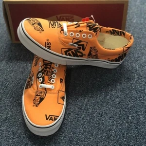NUEVAS Tenis Mandarina/Negras Logo Mix Era Vans - Imagen 1 de 4