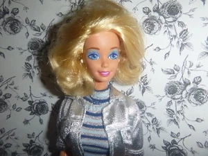 International Travel Barbie 2nd in Series Special Edition Doll 1995 Mattel 15184 - Picture 1 of 9