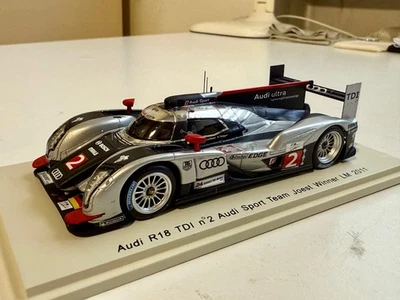 SPARK MODELS 43LM11 AUDI R18 TDI WINNER LE MANS 2011 1/43 - Immagine 1 di 4