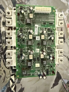 YORK JOHNSON CONTROLS 031-02061-001 CONTROL BOARD Used - Picture 1 of 3