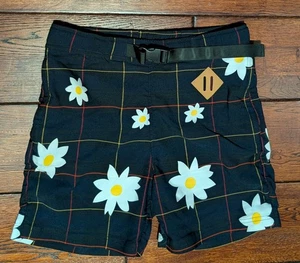 Mark McNairy & Co Men's 5.5" EXPLORER SHORT DAISY PLAID Size Small - Picture 1 of 9