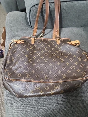 Bolsa Louis Vuitton Piece Out Louis Vuitton Batignolles monograma horizontal  - Imagem 1 de 4