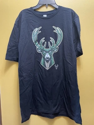 Fanatics Milwaukee Bucks NBA Men's Large Short Sleeve T-Shirt - Image 1 of 4