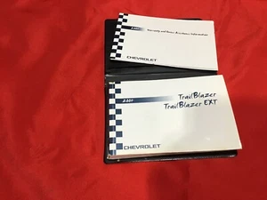 2004 Chevrolet  Trail Blazer Owners Manual - Picture 1 of 1