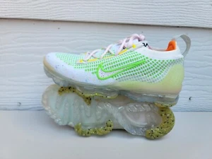 NEW WOMEN'S Nike VAPORMAX 2021 FK NN FD0871 100 SZ 6.5 - Picture 1 of 6