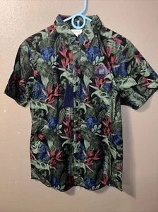 NEW Haggar Men's Tuckless Button Down Shirt Size MEDIUM Hawaiian Floral - Picture 1 of 3