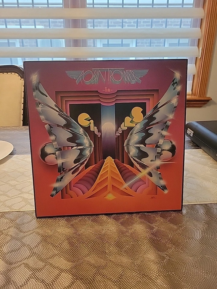 ROBIN TROWER - IN CITY DREAMS VINYL LP  1977 Chrysalis Records CHR-1148 N/M - Image 1 of 4
