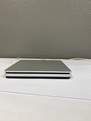 Apple MD564LL/A USB SuperDrive w/USB Type-A Connector (Silver) A1379 - Image 1 of 4