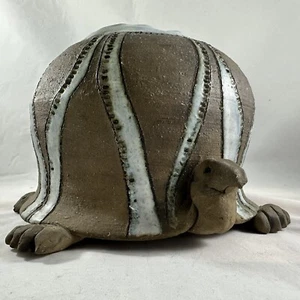 1972 Mary Anne Wurst Studio Pottery 5 1/2” Turtle With Sun Face - Picture 1 of 9