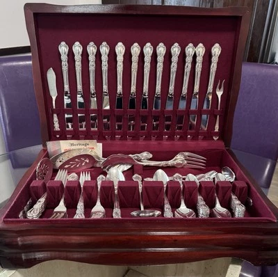1847 Rogers Bros. Vintage 1953 Silver Plate Heritage 89-Pc Flatware Set for 12 - Image 1 of 4