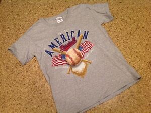 Gildan Boys Size XS All American Baseball Gray T Shirt Gently Worn