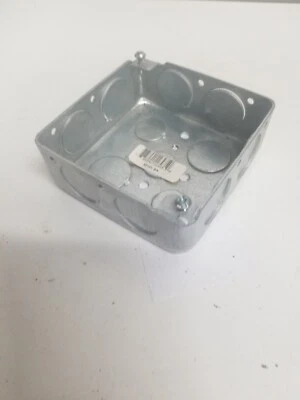 Thomas & Betts 52151 3/4 4" Caja Cuadrada x 1-1/2" Profundo Abierto Caja de 30 Foto 1 de 3