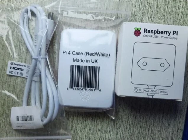 CARGADOR ORIGINAL RASPBERRY PI - Imagen 1 de 1