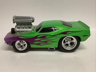 Muscle Machines Green W/Purple Flames '70 Plymouth Cuda 1:18 Scale No Box - Image 1 of 4