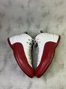 Größe 10 - Jordan 12 Retro 2023 Mid Cherry - Bild 1 von 7