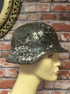 RARE GERMAN M35 HELMET WW2 WINTER CAMOFLAGE WEHRMACHT BATTLE WAR RELIC - Picture 1 of 17