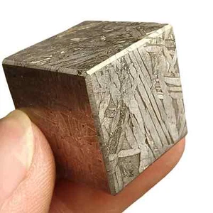 63,7g Muonionalusta Meteoritenscheibe TC631 - Bild 1 von 5