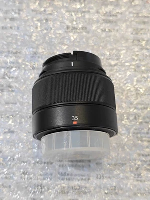 Lente Fujifilm Fujinon XC 35 mm f/2 Prime para cámara Fujifilm (XF) con montura X Foto 1 de 4