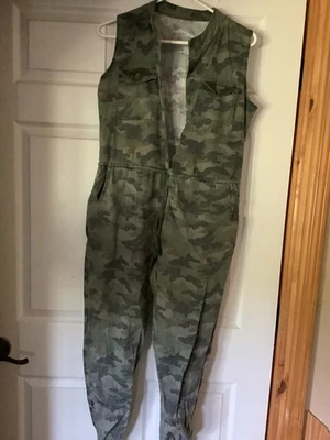 Sexy jersey ligero de camuflaje para mujer grande verde camuflaje sin mangas Foto 1 de 2