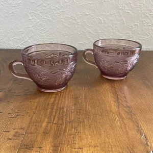 2X Vintage Tiara by Indiana Glass Amethyst Plum Sandwich 9 oz Cup - Picture 1 of 3