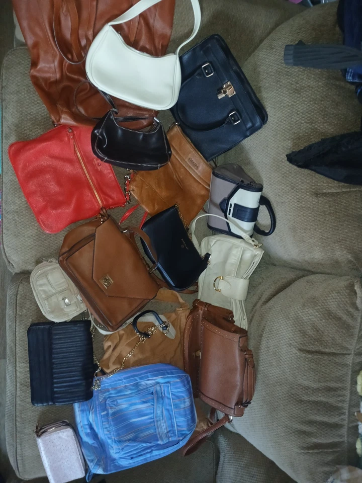 Purse Lot, Kate Spade, Steve Maden, Calvin Klei, Amelia Galanti, Liz Claiborne - Image 1 of 4