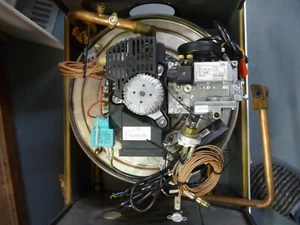 Viessmann Vitodens 200 WB2 Brenner Radiallüfter Flammkörper Drucktransm. 16 Mon - Bild 1 von 11