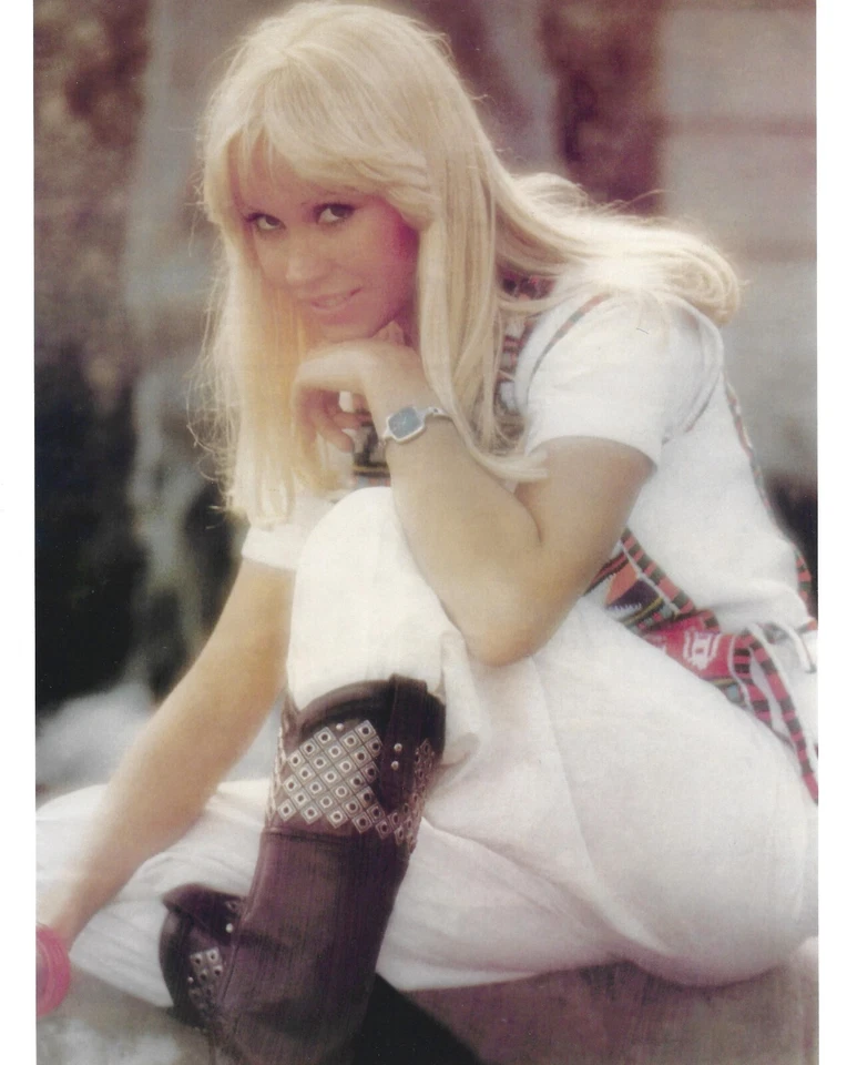 AGNETHA FALTSKOG ABBA 8x10 PHOTOGRAPH - Image 1 of 1