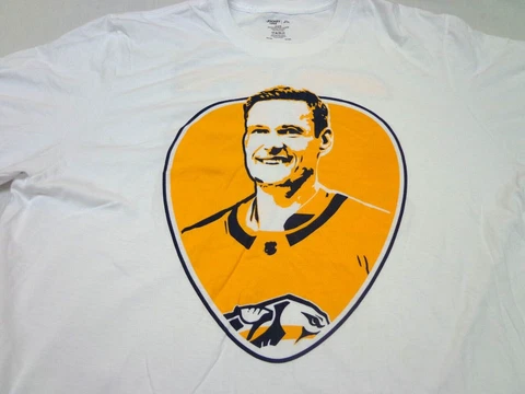Pekka Rinne T-Shirt  Size XL Nashville Predators  NHL Hockey  FLAWS Cover
