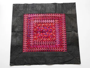 Antiguo panel textil bordado a mano tribu china Miao Hmong / EP819 - Imagen 1 de 8