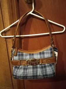 NEU! Chaps Avalon Ledona Handtasche blau kariert # - Bild 1 von 9