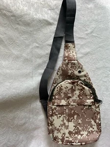 Camouflage Lightweight Nylon Sling Crossbody Backpack Bag Hike Camp - Picture 1 of 3