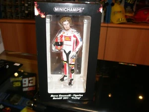 MINICHAMPS 1:12 SIMONCELLI MOTOGP 2011 FIGURES - POSING L.E. 1158 pcs. - Picture 1 of 1