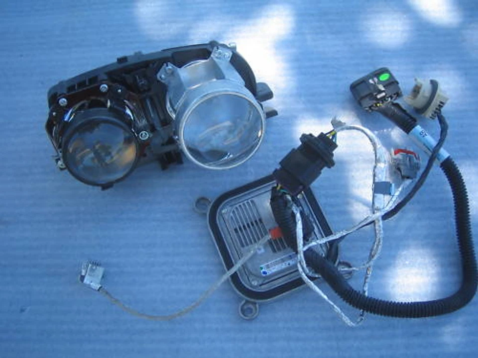 Lastre de lámpara de xenón Chevrolet Corvette HID 05 06 07 08 OEM Foto 1 de 1