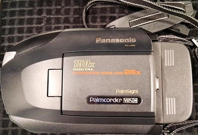 Panasonic PV-L559 PalmCorder & Palm Smart Camcorder 150X & w/ Case & Charger - Image 1 of 4