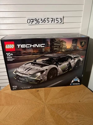LEGO Technic 42214 Lamborghini Revuelto BAND NEW & SEALED - Image 1 of 4
