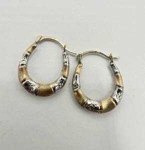Vtg 10k Yellow White Gold Etched Hoop Huggie Earrings Signed Dainty Estate Read - Picture 1 of 8