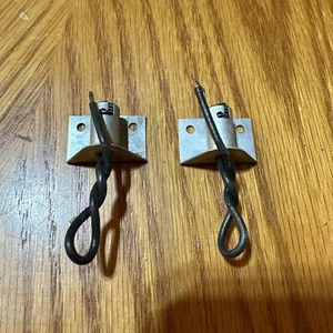 2 Vintage Auto Single Contact Socket Pigtail Assembly Bulbs 44-51-53,55-57-57X - Picture 1 of 2