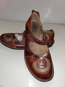 Scarpe Bernie Mev Big Didi Mary Jane gancio passante marrone scamosciato 38/7 usate in ottime condizioni - Foto 1 di 10
