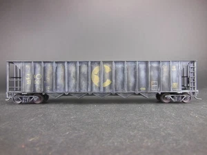 HO SCALE CUSTOM WEATHRED C&O 51001 CHESSIE SYSTEM ORTNER 5-BAY DISCHARGE HOPPER - Picture 1 of 6