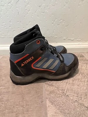 Botas de Senderismo Adidas Niños TERREX Talla 12K Azul/Negro *Limpias* Foto 1 de 4