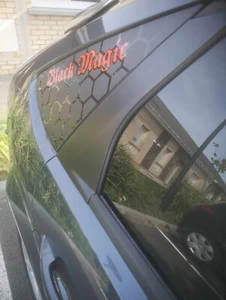 2x Waben Aufkleber für Ford Focus 2010 - Bild 1 von 3