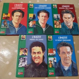 Lot De 5 Livres L'instit Bibliothèque verte Livre enfant 10 Plus Ans Hachette . - Imagen 1 de 8