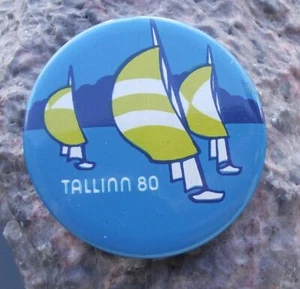 1980 Soviet Olympic Games Tallinn Sailing Yachting Spinnaker Sail Pin Badge - Picture 1 of 2