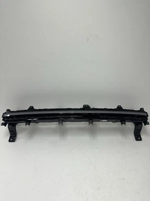 Faros centrales LED DRL 2024 2025 Hyundai Santa Fe barra de rejilla 92209-R6100 OEM Foto 1 de 4