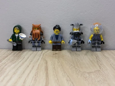 Lego Ninjago The Ninjago Movie Minifigure Lot Lloyd - Image 1 of 4